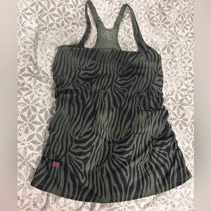 Ruby ribbon women’s size 38 shape wear cami